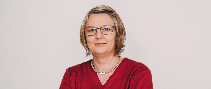 Freundliche Zahnärztin in der Zahnarztpraxis Hollfeld.