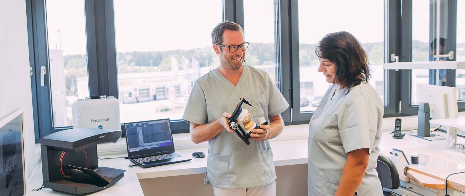 Dentallabor Zahnarztpraxis Dr. Schwarzmann und Dr. Seizinger